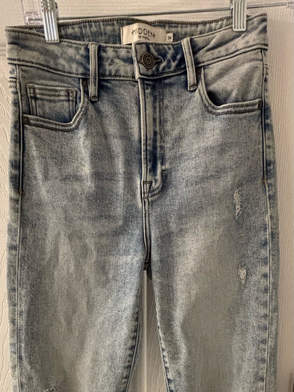 HIDDEN High‑Rise Light Wash Jeans – Size 26